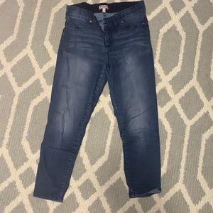 Juicy Couture Capri Jeans